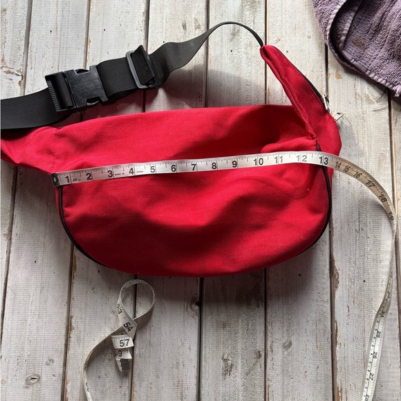 Kelty Red Waist Bag - Picture 3 of 9